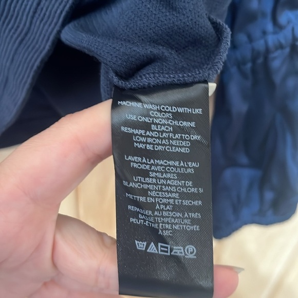 Anthropologie Maeve Navy Ribbed Tiered Sleeve Top Size M - Picture 9 of 9